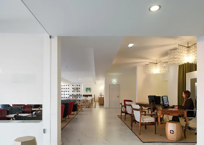 弗拉多罗海滩温泉精品酒店 欧瓦