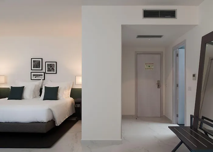 弗拉多罗海滩温泉精品酒店 欧瓦