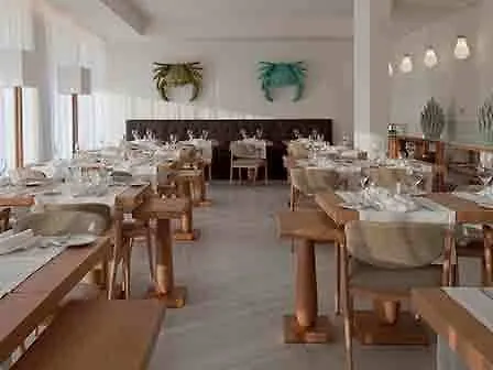 弗拉多罗海滩温泉精品酒店 4*