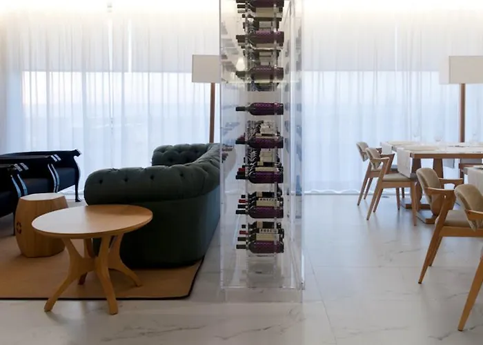 酒店 弗拉多罗海滩温泉精品酒店